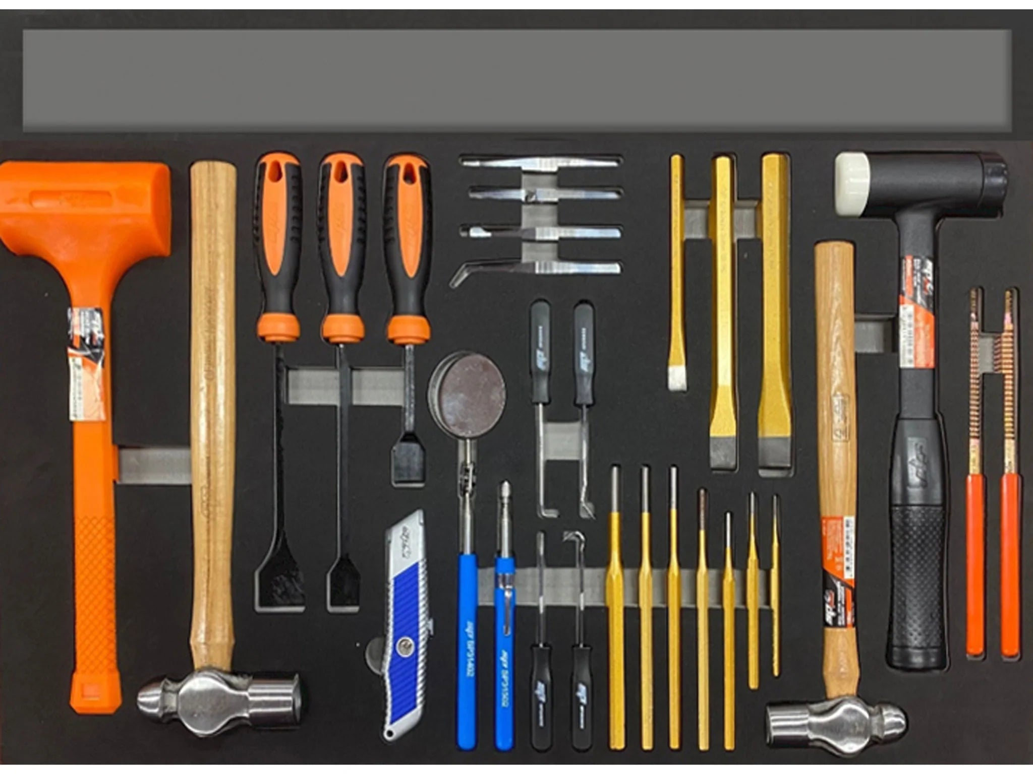 Servante 8 tiroirs dont 6 équipés de 465 outils USA SUMO Noire | SP Tools