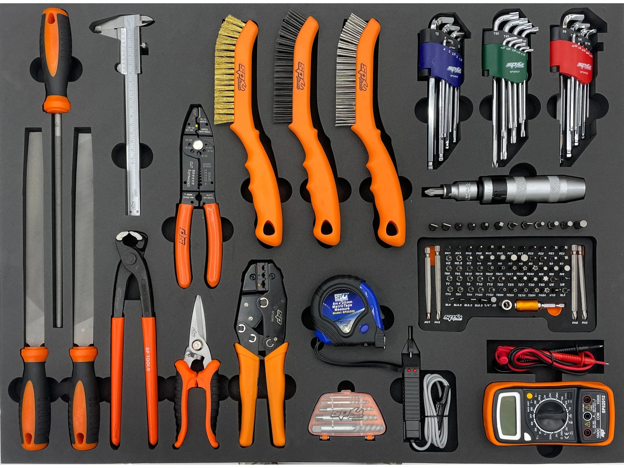 Servante 8 tiroirs dont 6 équipés de 465 outils USA SUMO Noire | SP Tools