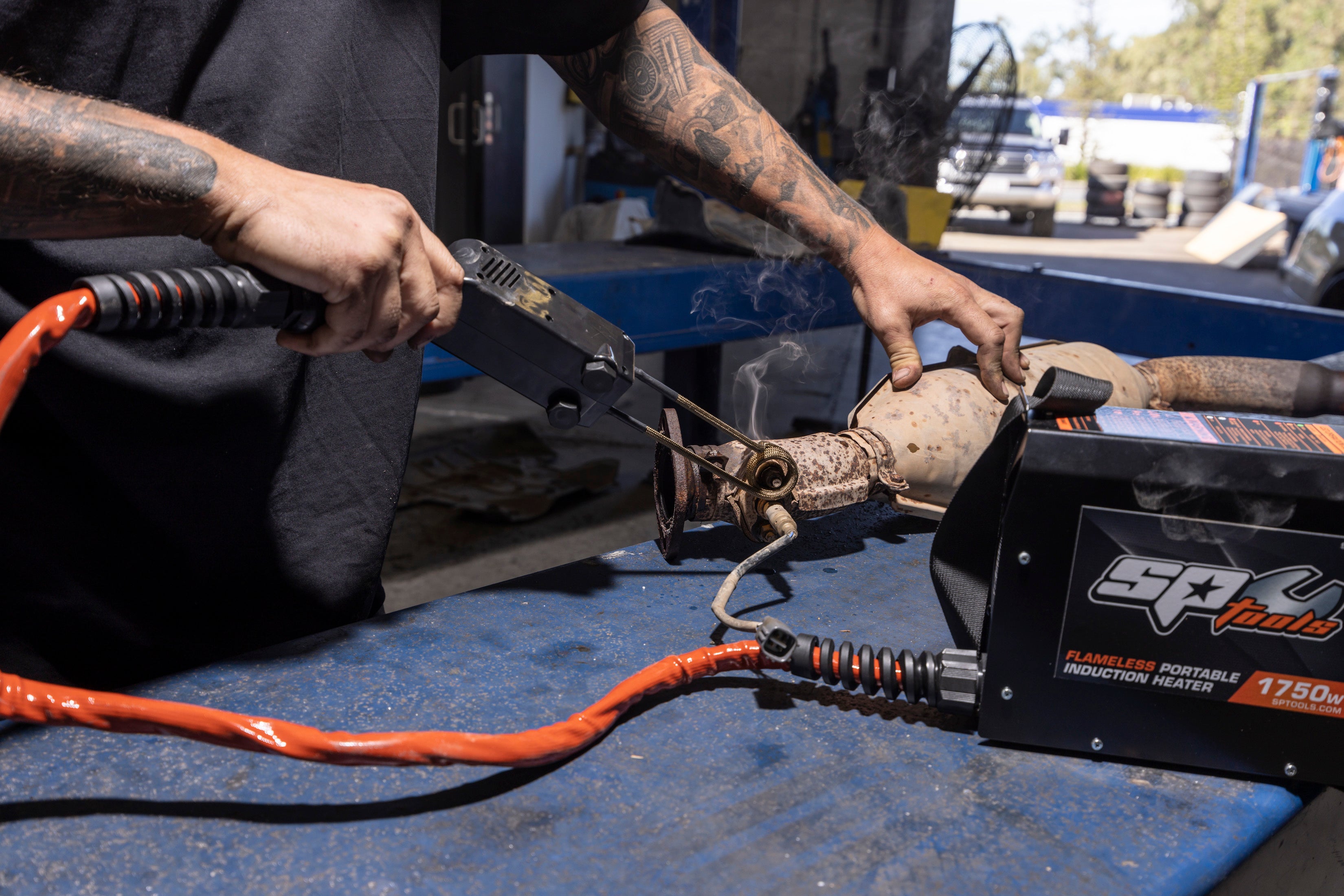 Pistolet à chaleur par induction - 1750W | SP Tools | SP85175