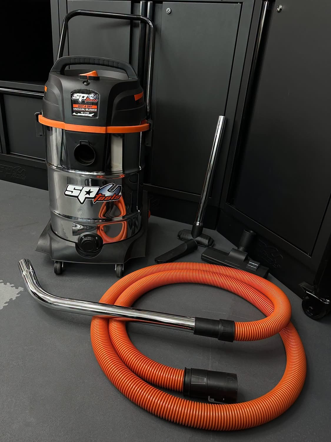 Aspirateur professionnel 40L eau et poussière 1400w SP Tools | SP Tools | SP040*