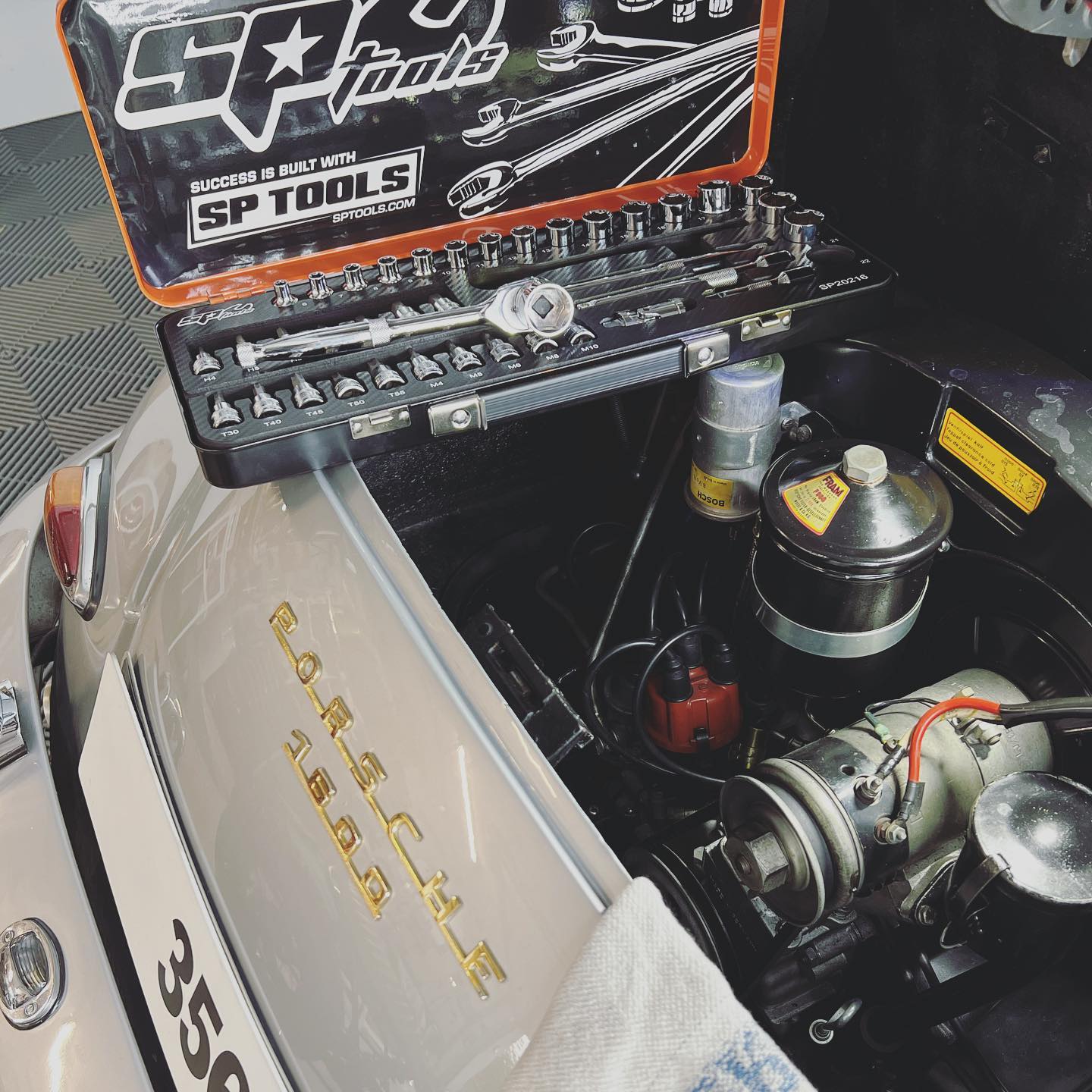 Coffret de Douilles 3/8'' 6 pans - de 6 à 22 mm - 39 pièces | SP Tools