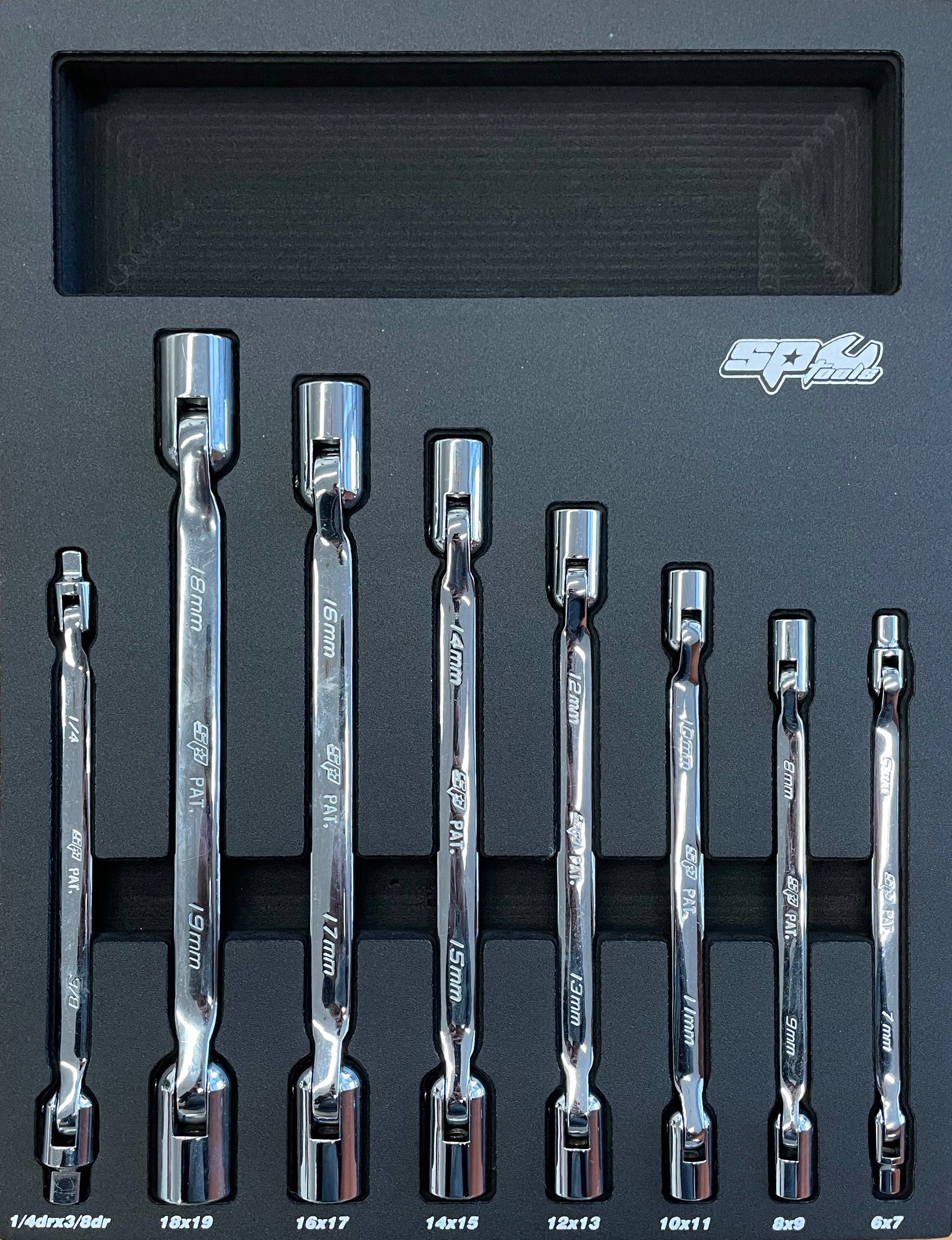 Établi mobile professionnel XL 21 tiroirs avec cabine alimentée équipé - Noir - 633 pièces | SP Tools