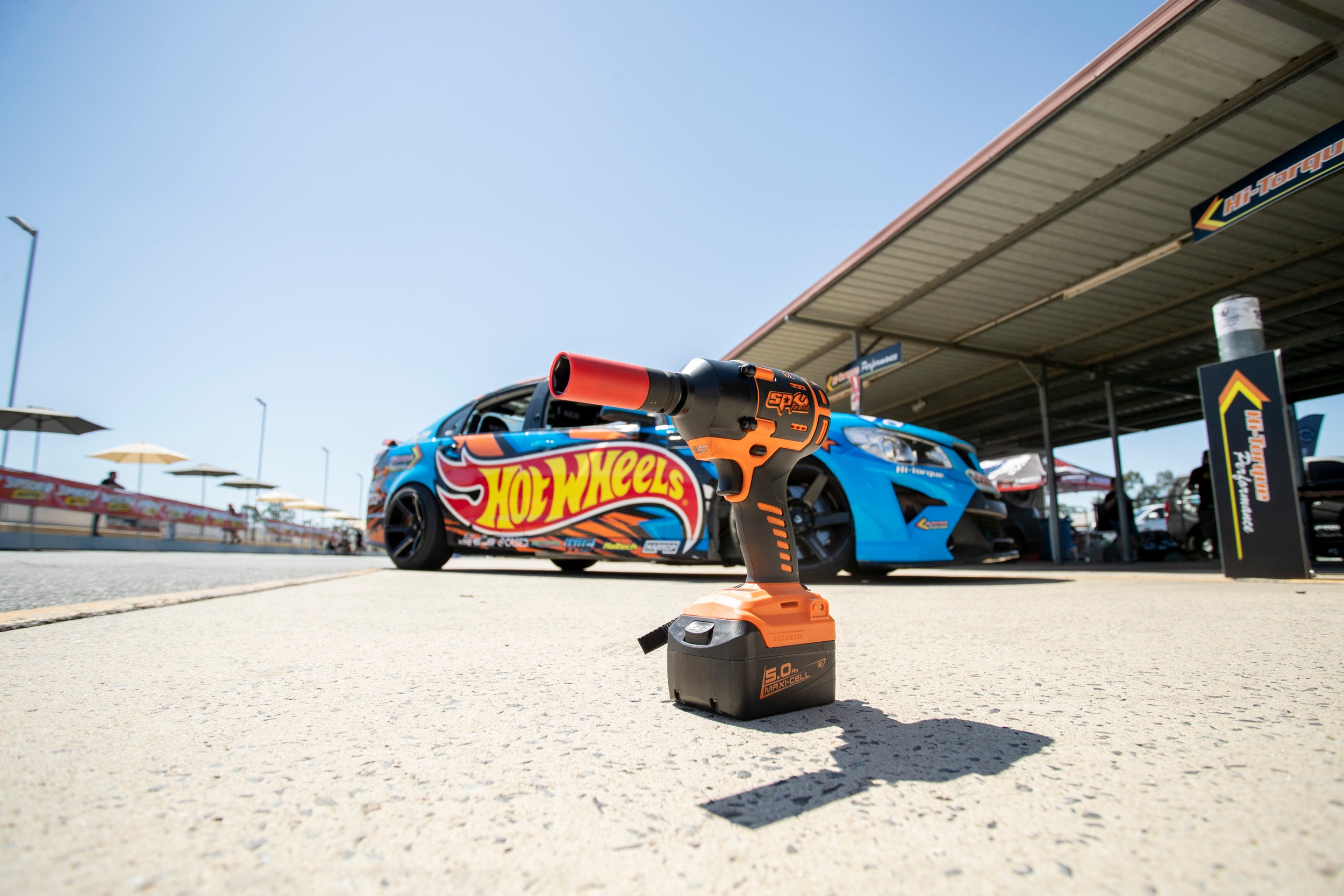 Clé à chocs 1/2'' 18V - Brushless, 970 Nm, 2200 tr/min - 1 batterie et 1 chargeur inclus | SP Tools