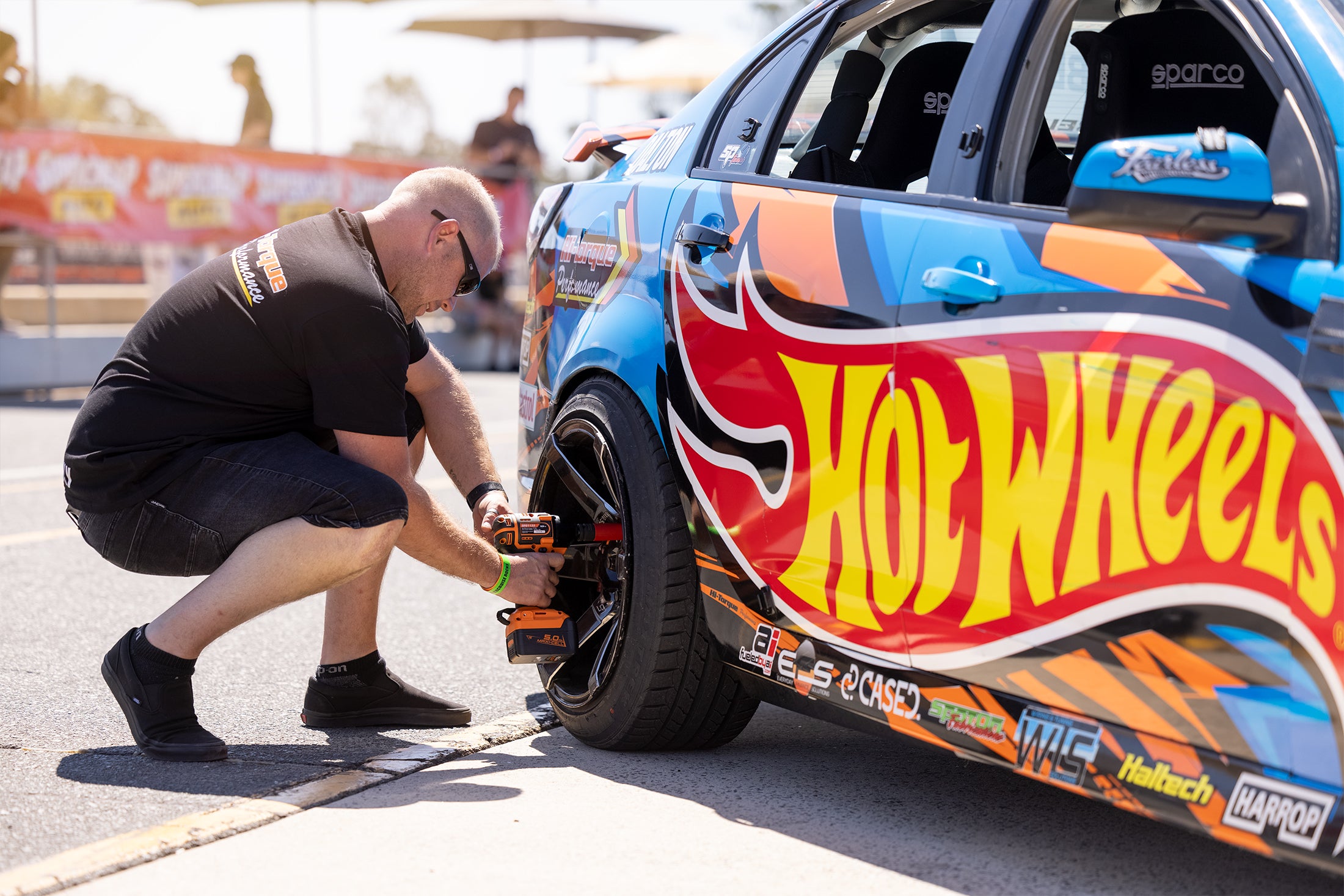 Clé à chocs 1/2'' 18V - Brushless, 970 Nm, 2200 tr/min - 1 batterie et 1 chargeur inclus | SP Tools