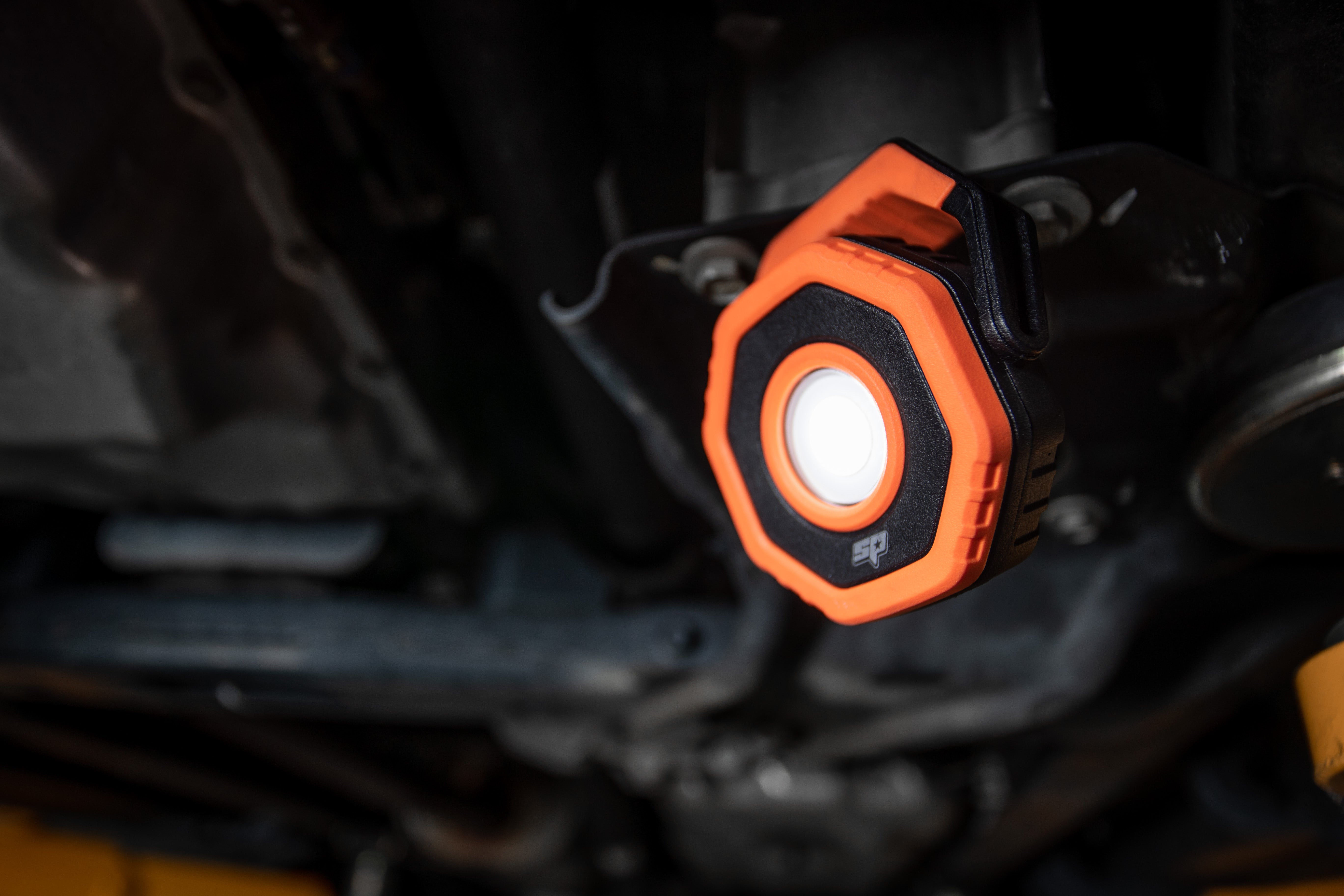 Projecteur spot LED COB compact rechargeable | SP Tools