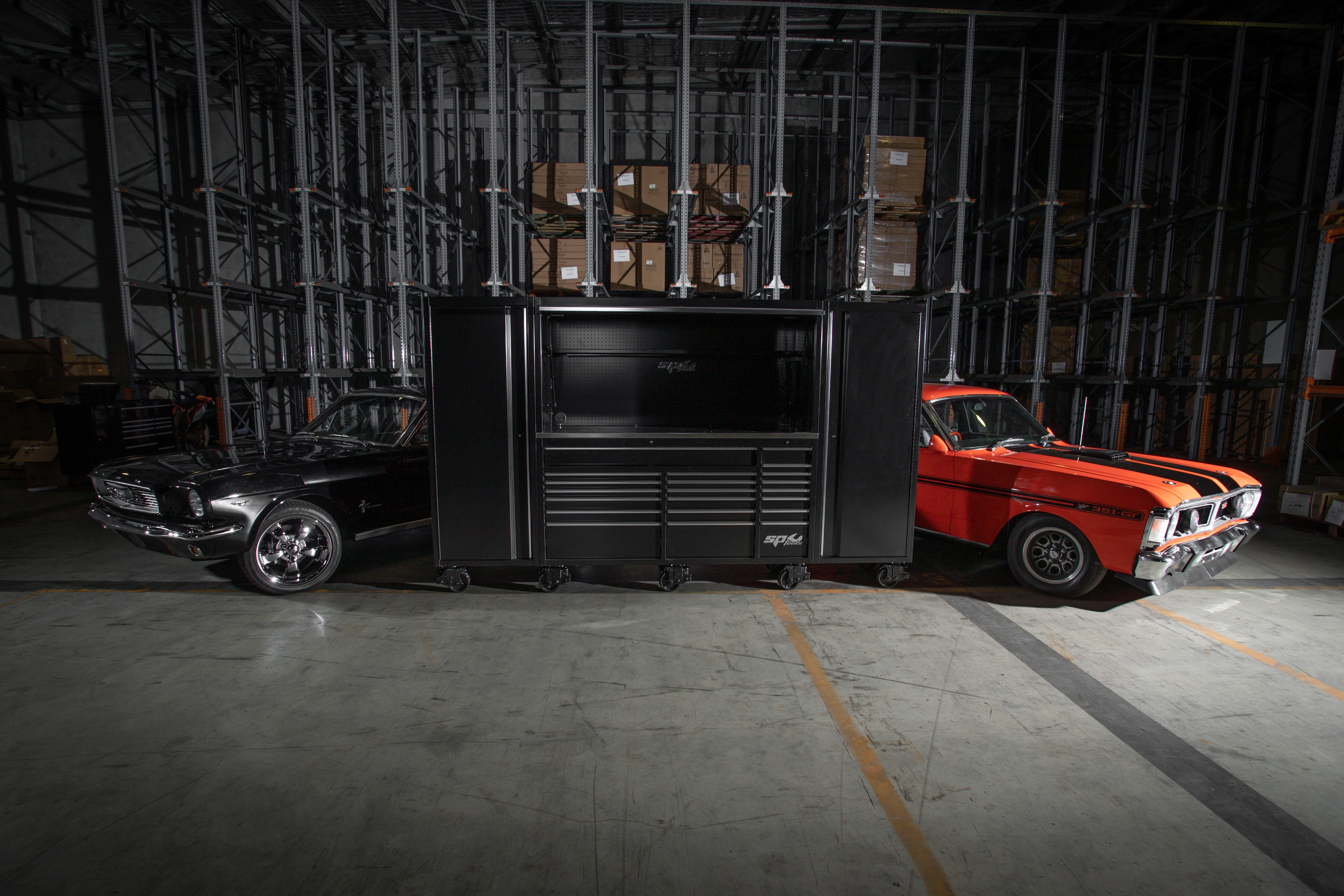 Établi roulant SUMO avec coffre et 2 armoires latérales | SP Tools