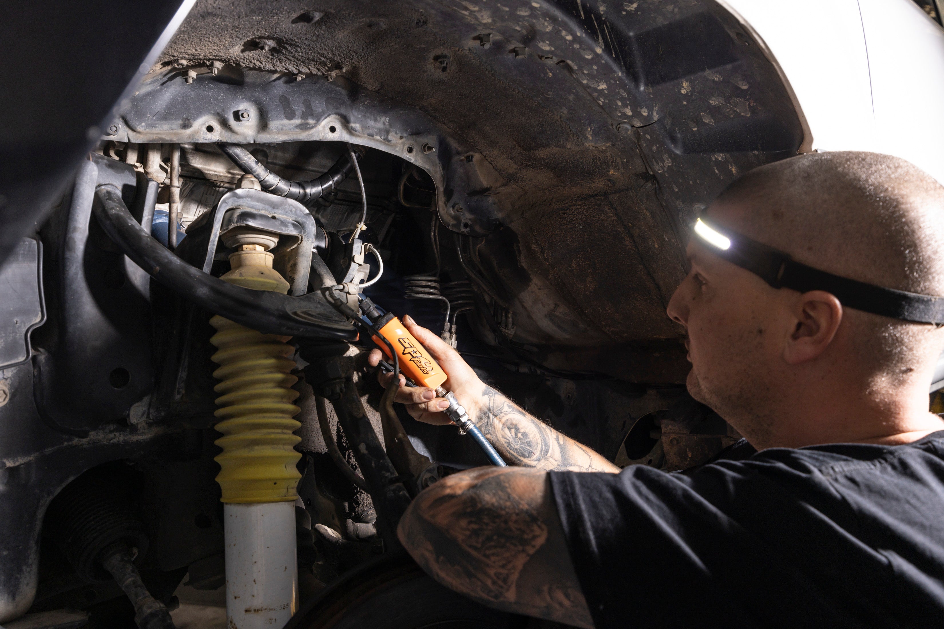 Lampe frontale COB Slimline 230° | SP Tools | SP81463