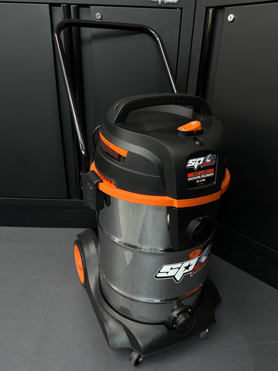 Aspirateur professionnel 40L eau et poussière 1400w SP Tools | SP Tools | SP040*